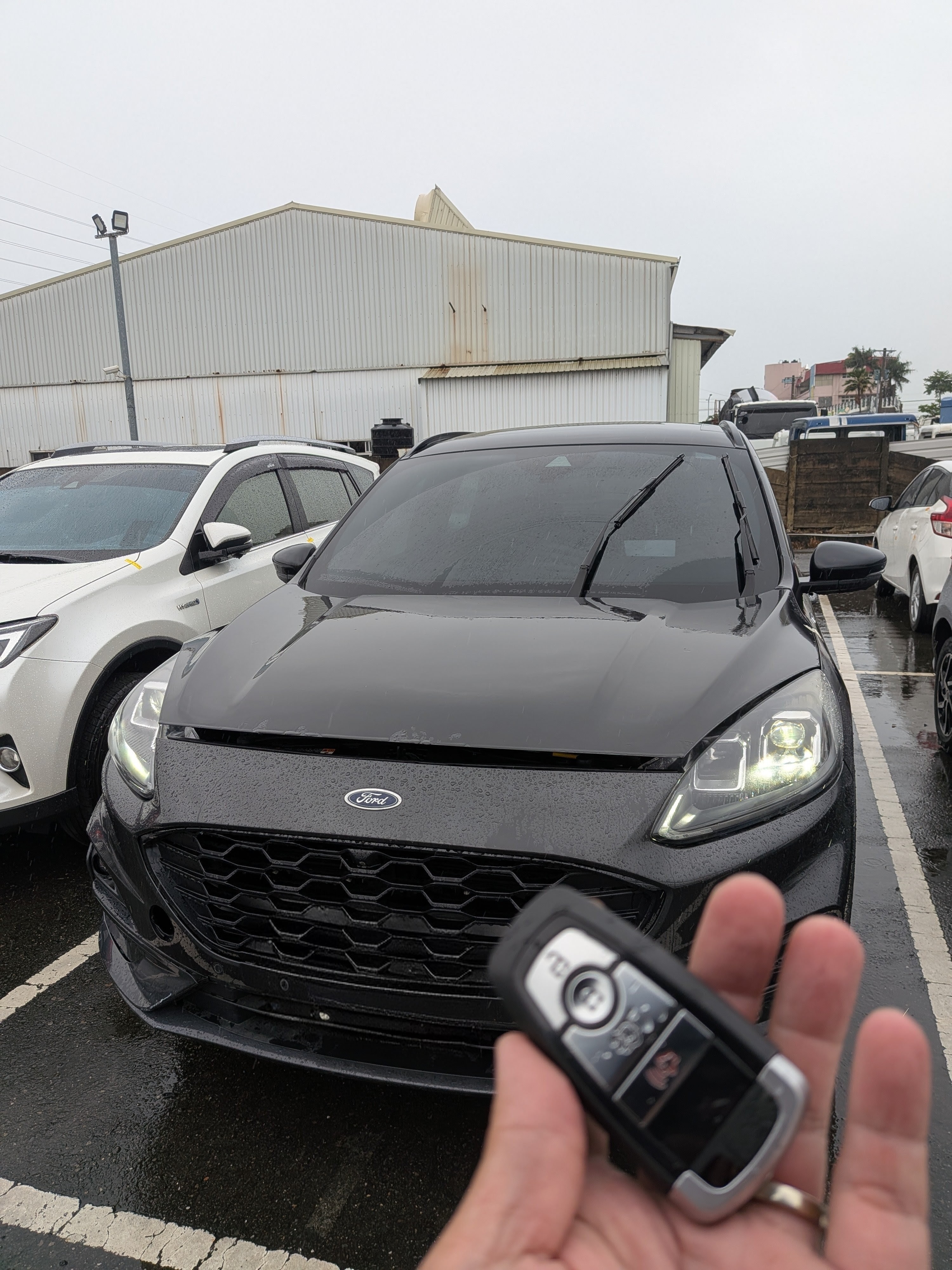 彰化花壇 Ford Kuga 鑰匙全丟案例車輛外觀