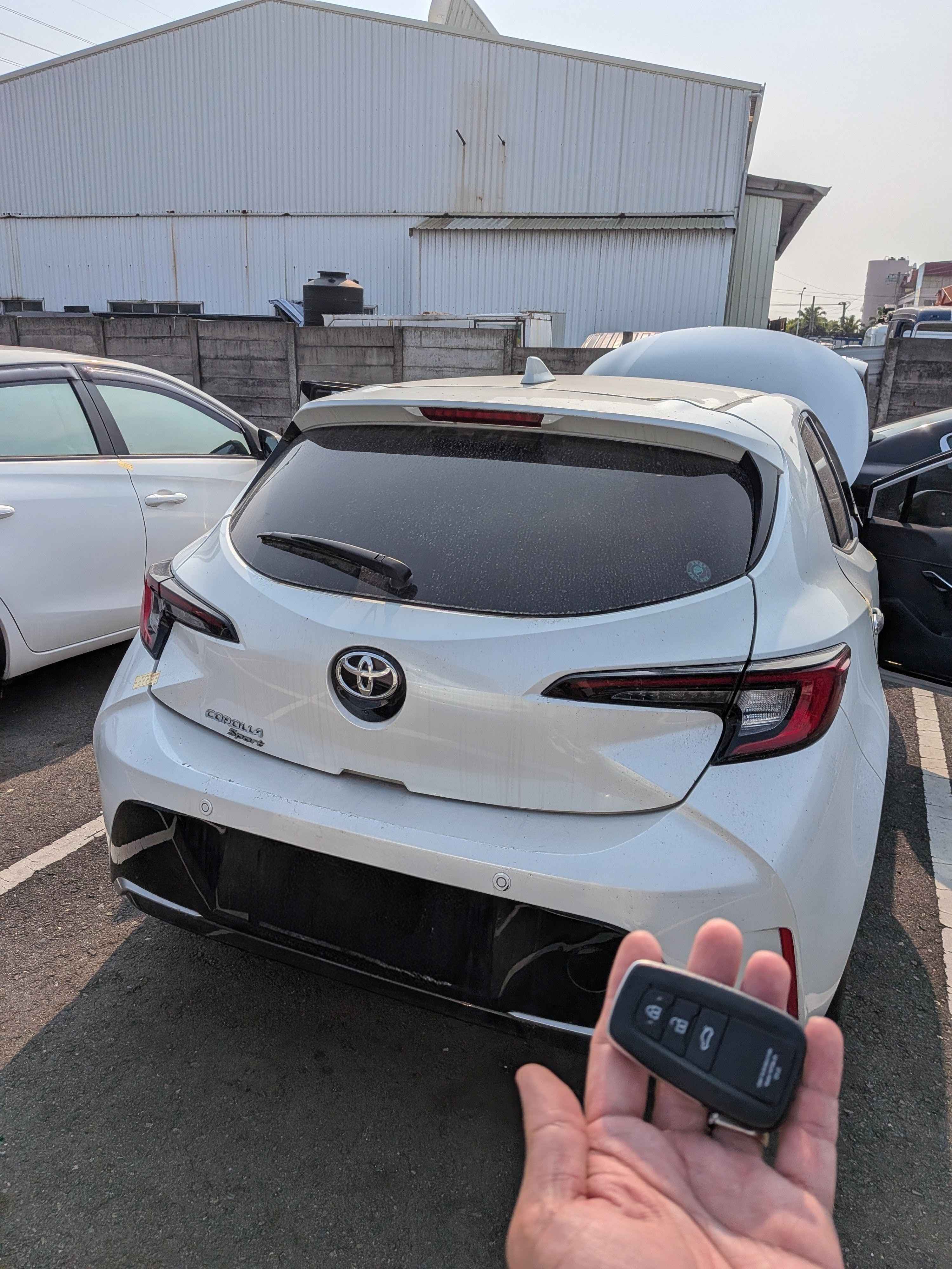 Toyota Auris 拍場全丟救援現場 2